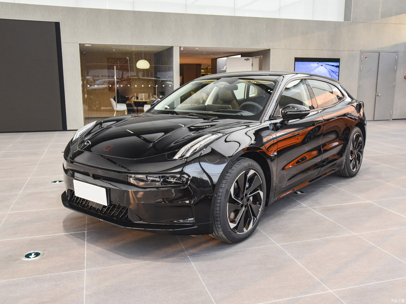 2023 ZEEKR 001 WE 100kWh black brown